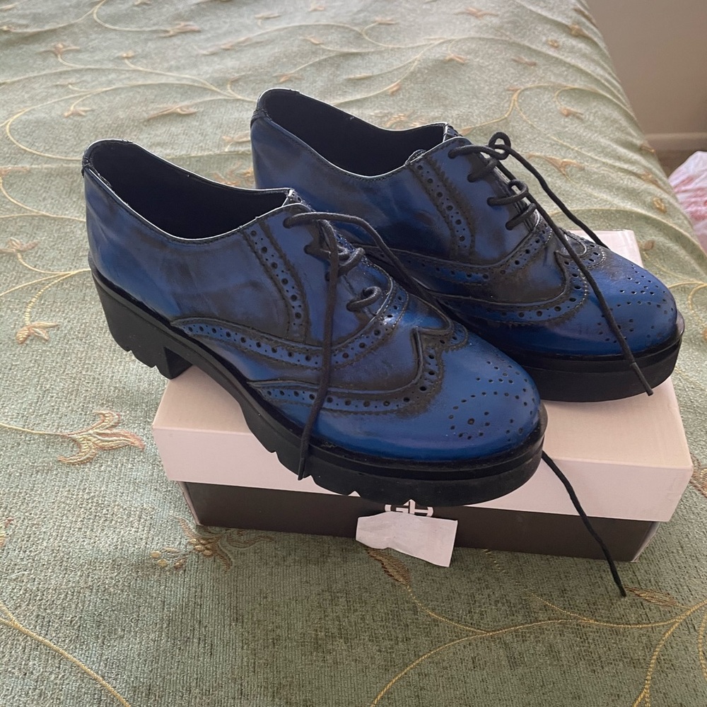 Blue leather shoes,